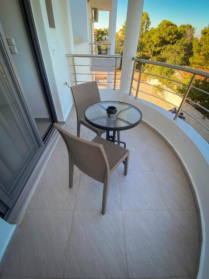 Sun Day Apartments Free Airport Shuttle Artemida  Exterior foto