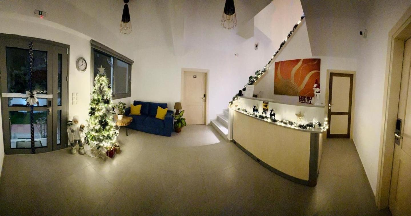 Sun Day Apartments Free Airport Shuttle Artemida  Exterior foto