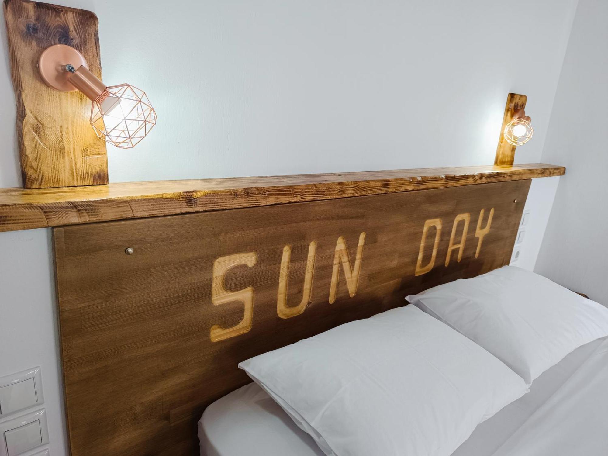 Sun Day Apartments Free Airport Shuttle Artemida  Exterior foto